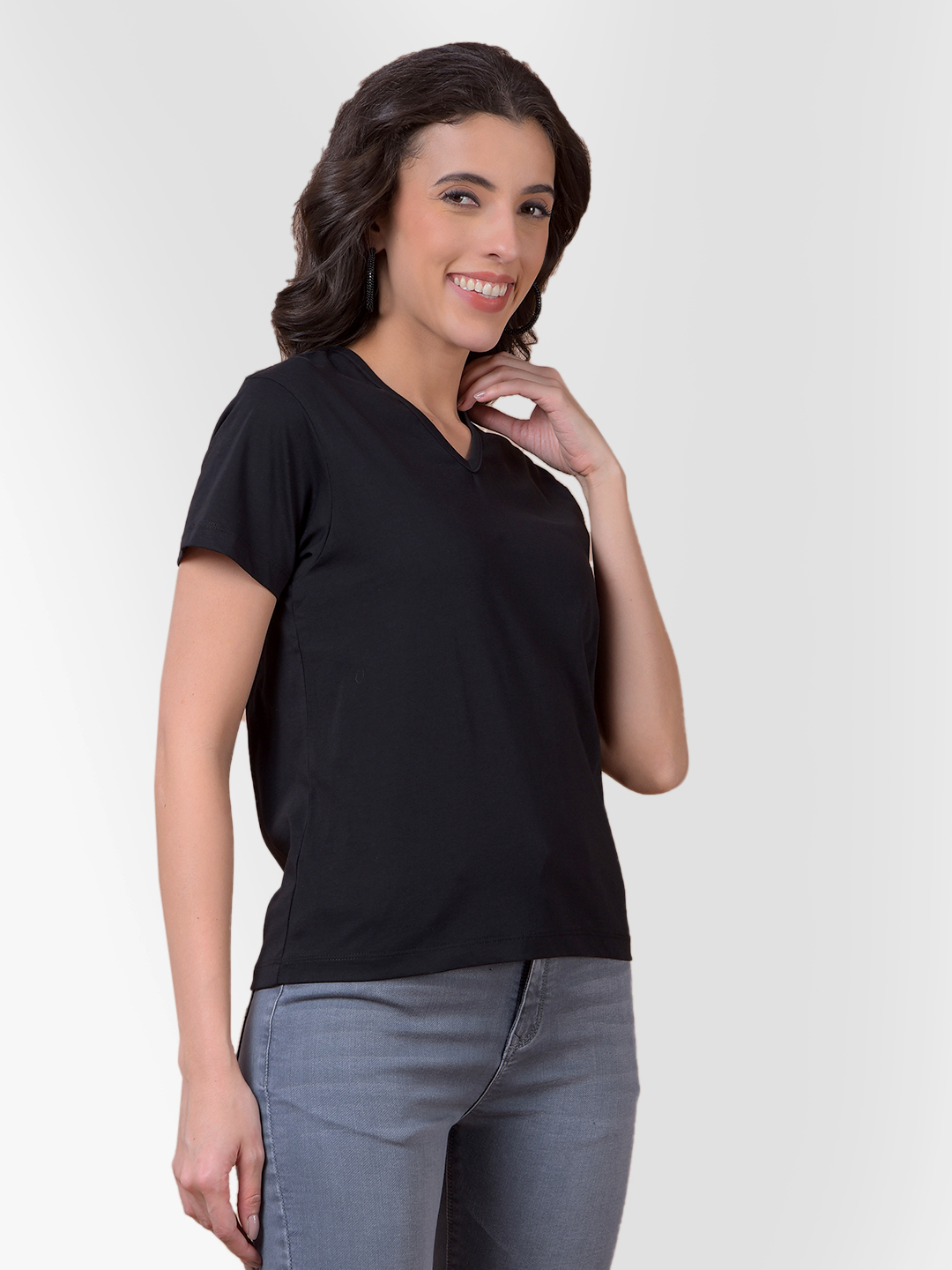 Numero Uno Women Solid Black V-Neck T-Shirt
